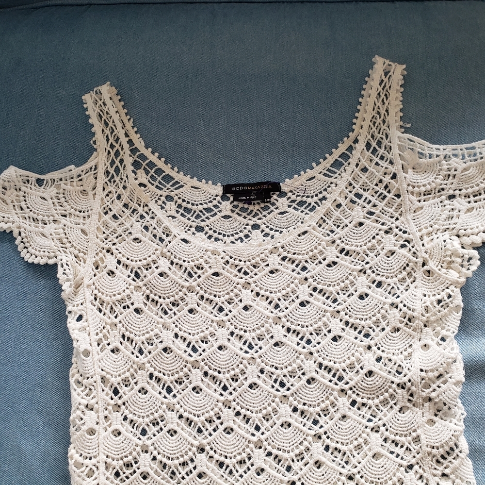 🏝 BCBG Max Azria cute white cotton top size S/M - Picture 5 of 6